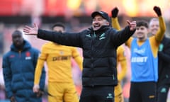 Vitor Pereira celebrates Wolves' win at Southampton.