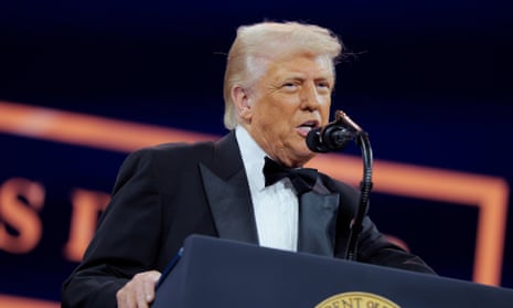 ’They are kissing my ass’: Trump says countries are pleading to negotiate tariffs – video